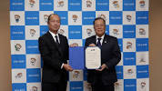 <b>Shiga</b> Bank donates foreign coins to UNICEF - YouTubeの画像